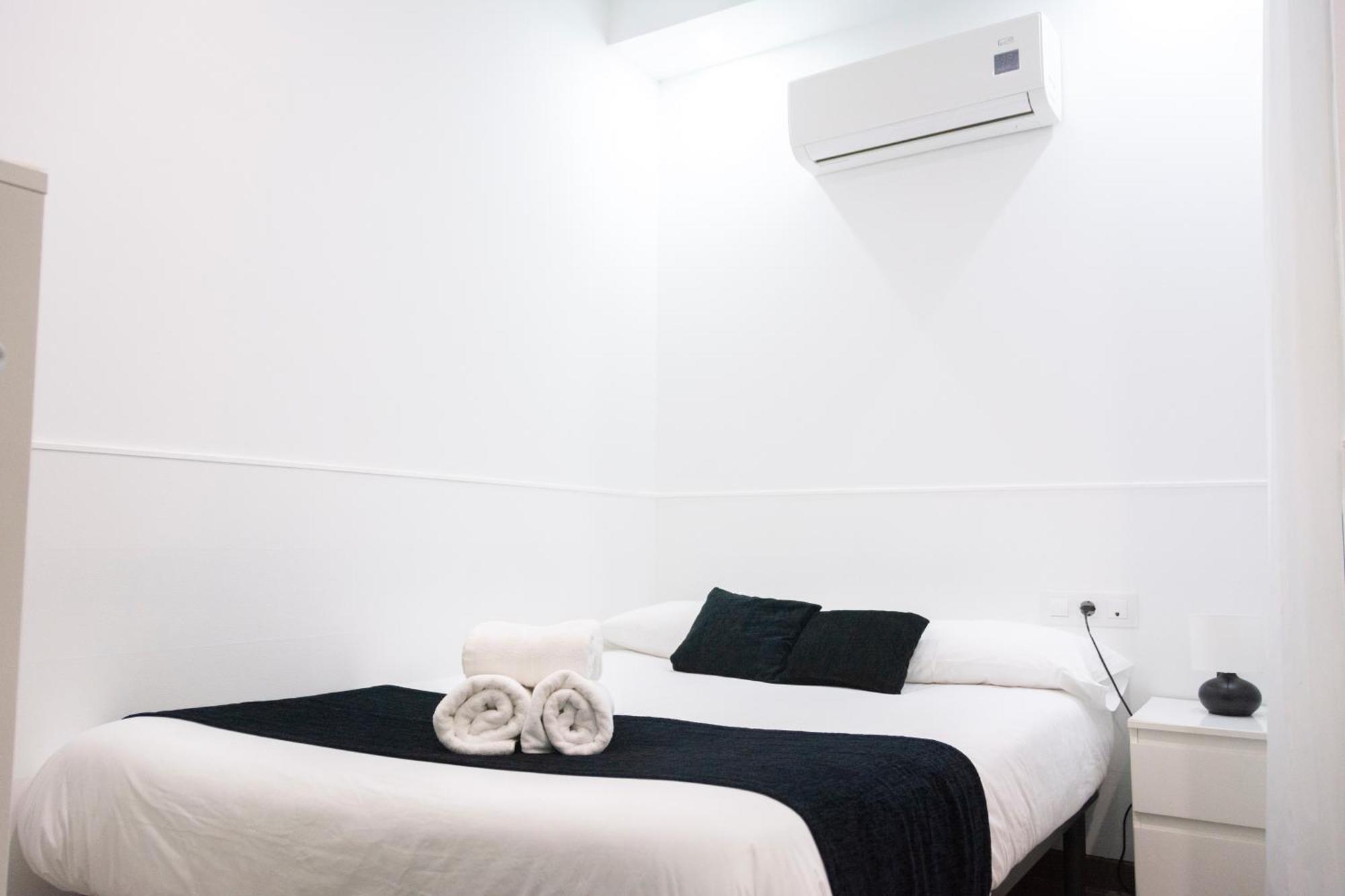 Laramond Barcelona Rooms Luaran gambar