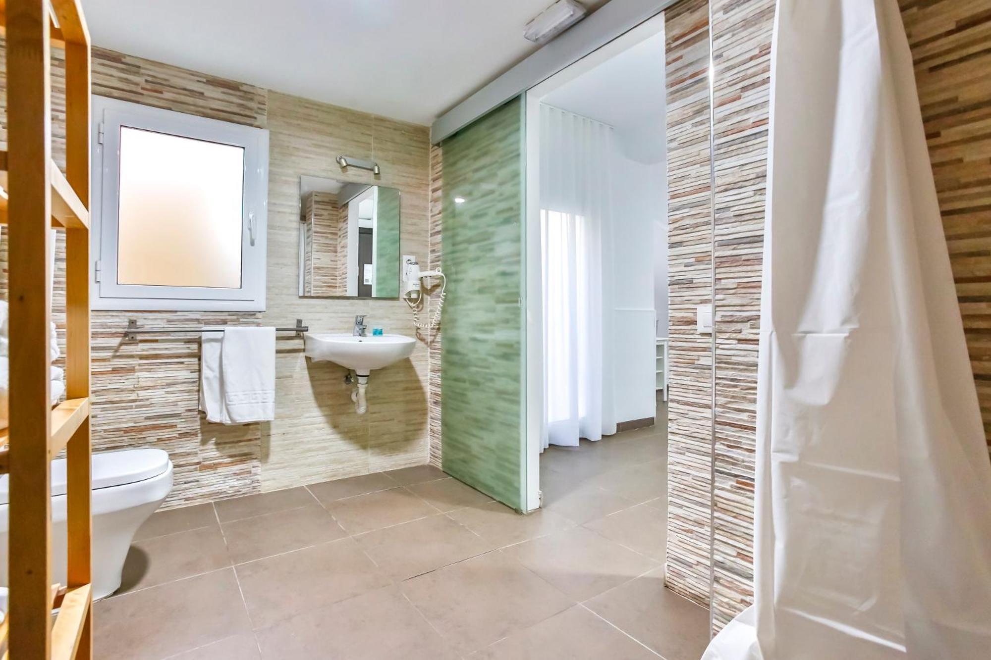Laramond Barcelona Rooms Luaran gambar